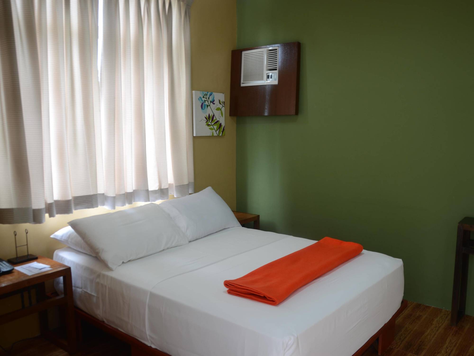 Purple Tree Bed & Breakfast Paranaque City Exterior photo